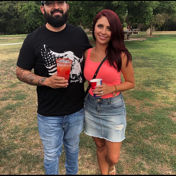 Meet your posher❣️ Lauren - Picture 4 of 5